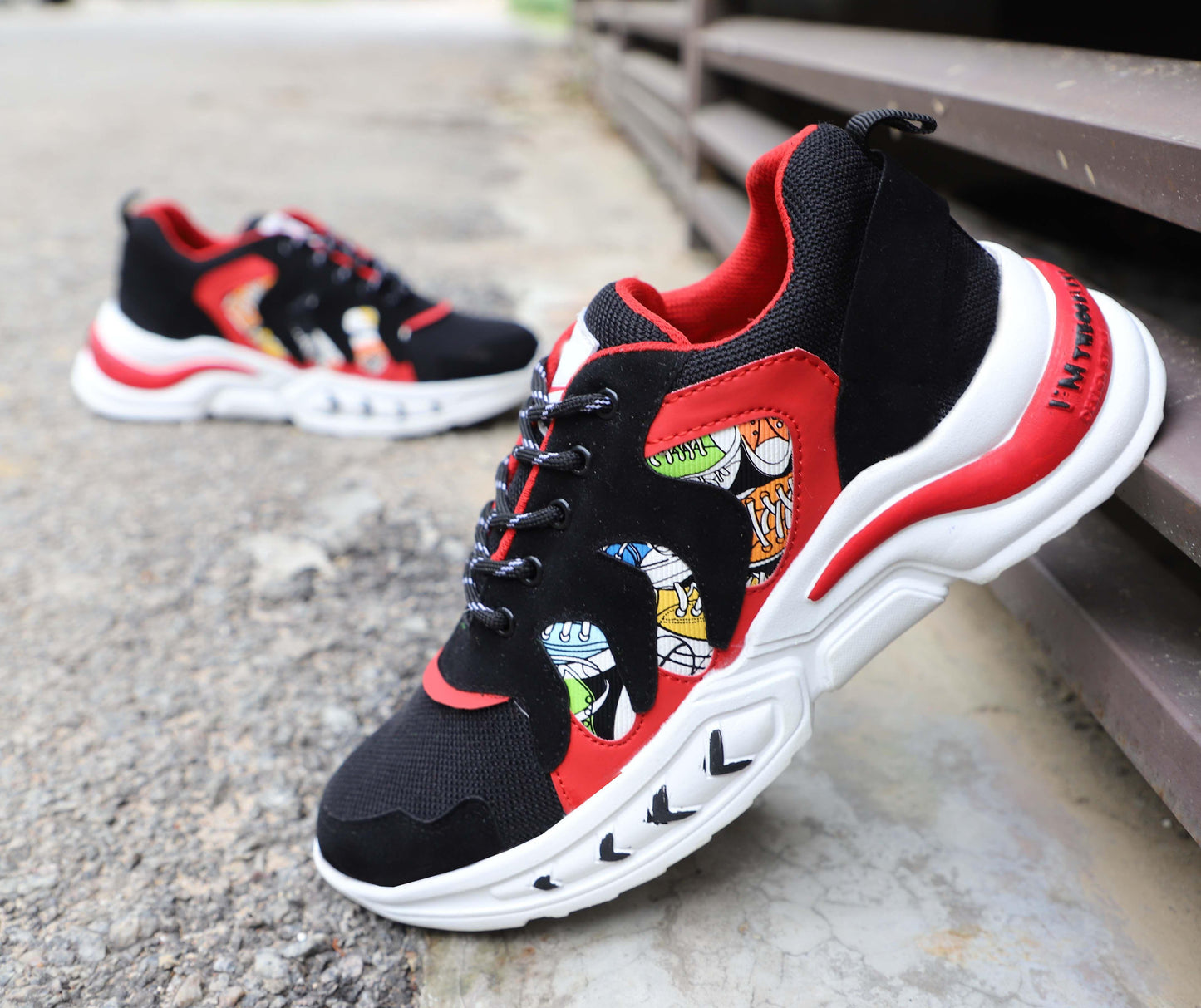 W18 Men Red Casual Laceup Comfortable Sports Shoes