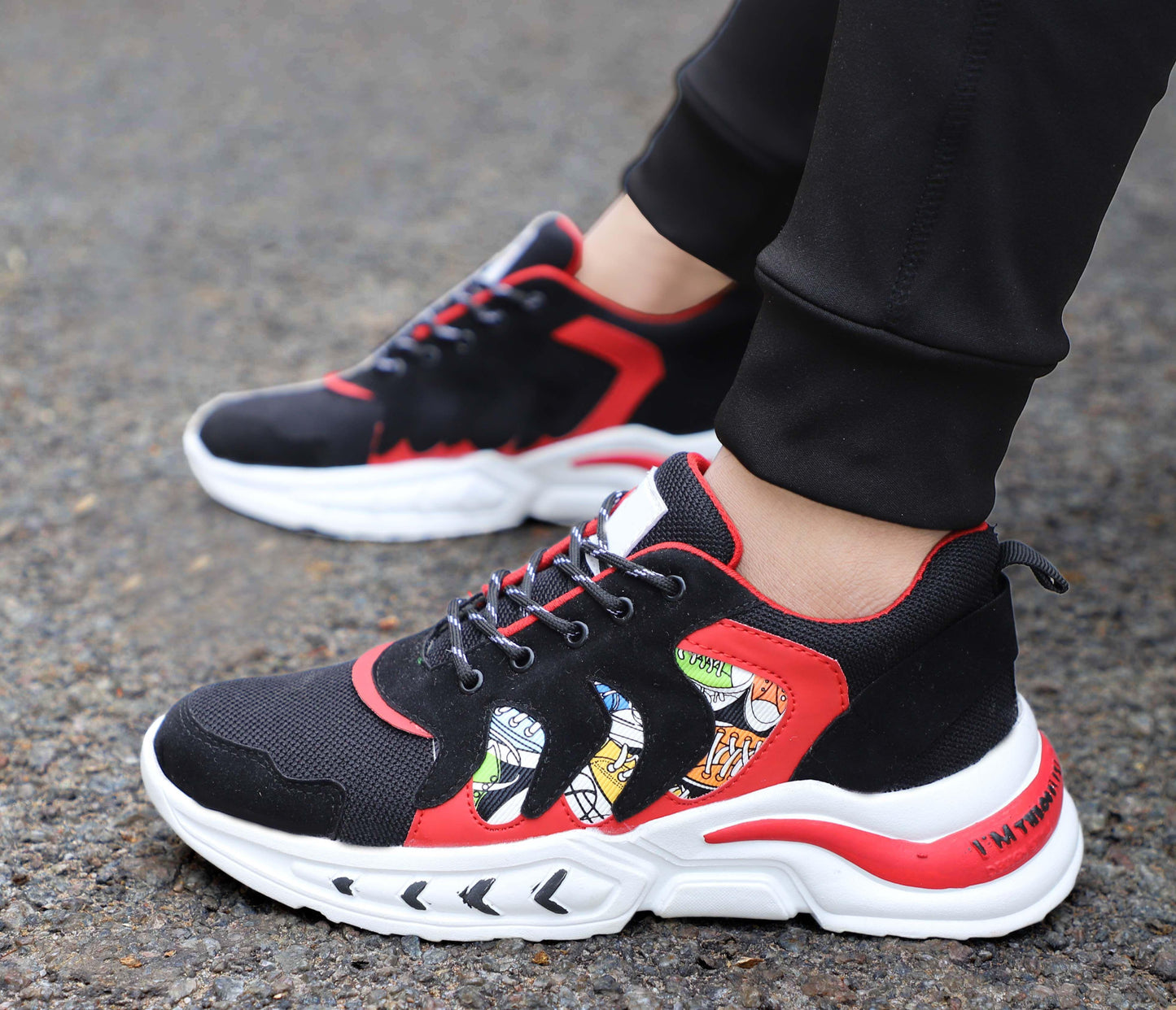 W18 Men Red Casual Laceup Comfortable Sports Shoes